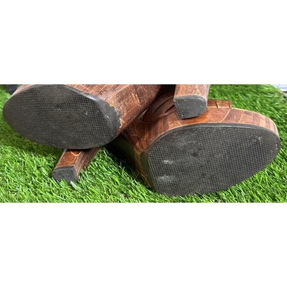 Thom McAn Vtg Brown Leather Woodwork Sandal With Block Heel Boho Hippy Festival - Picture 13 of 16